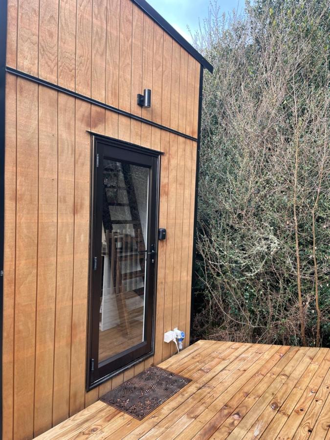 Tiny House In The Bush - A Minute From Town Centre Ruapehu Unique Stays Raetihi Exteriör bild